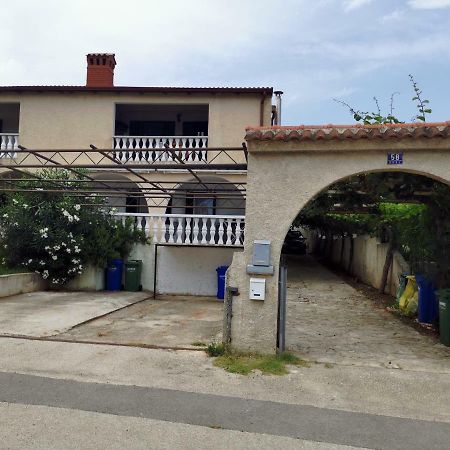 Apartma Soncek Premantura Exteriér fotografie