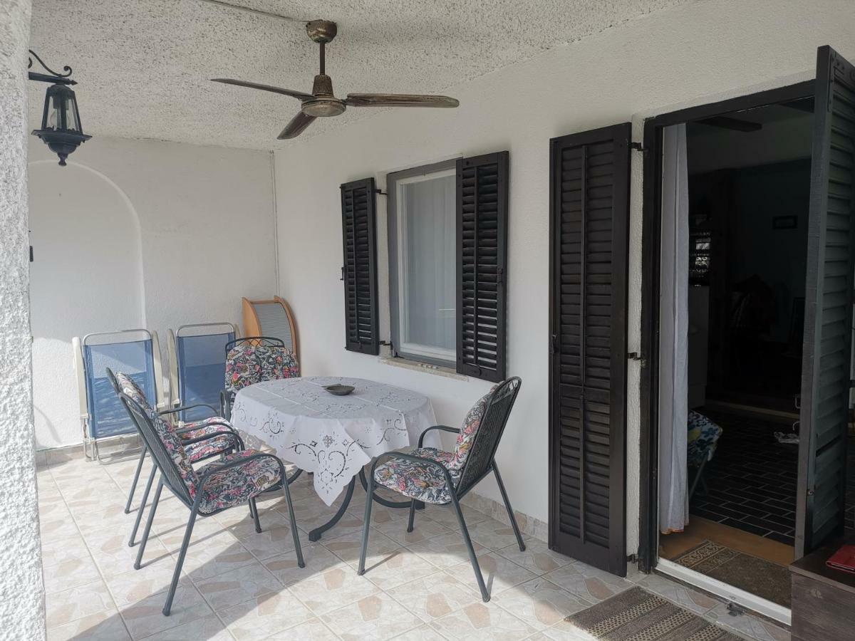 Apartma Soncek Premantura Exteriér fotografie